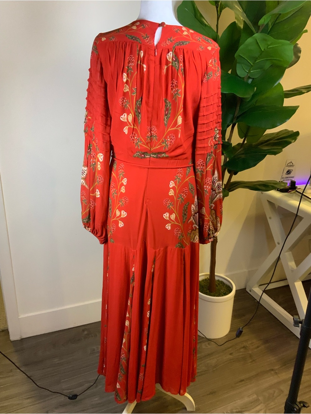 FARM Rio Red Floral-Embroidered Maxi Dress - Picture 8 of 16